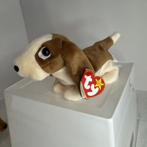 RARE‎ Retired Ty Beanie Baby "Tracker" - Retired *WITH TAG ERRORS - 1997/1998